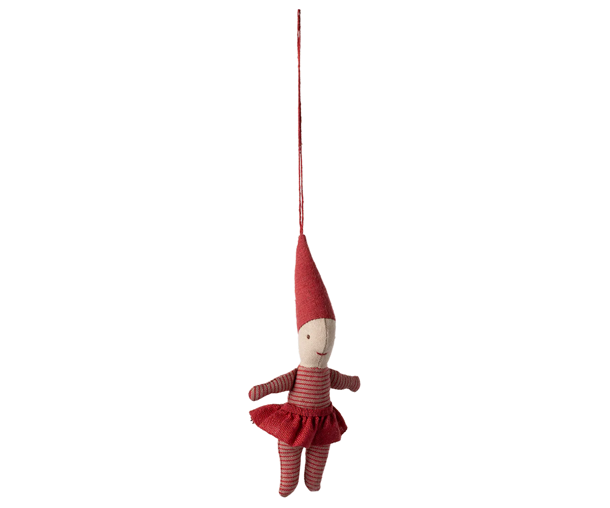Nisse ophæng, Pige