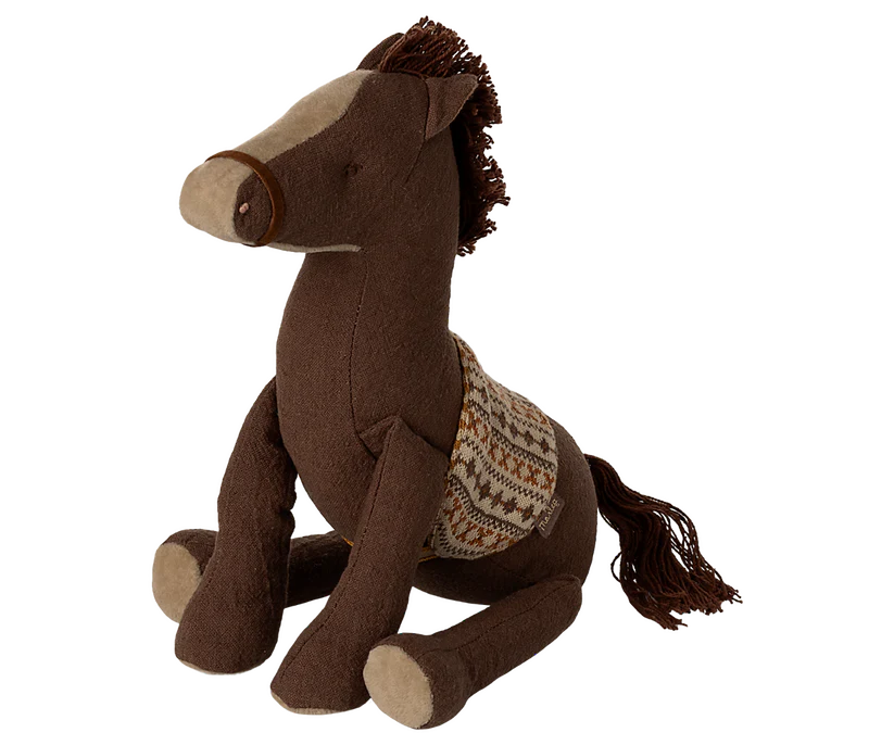 Pony, Medium