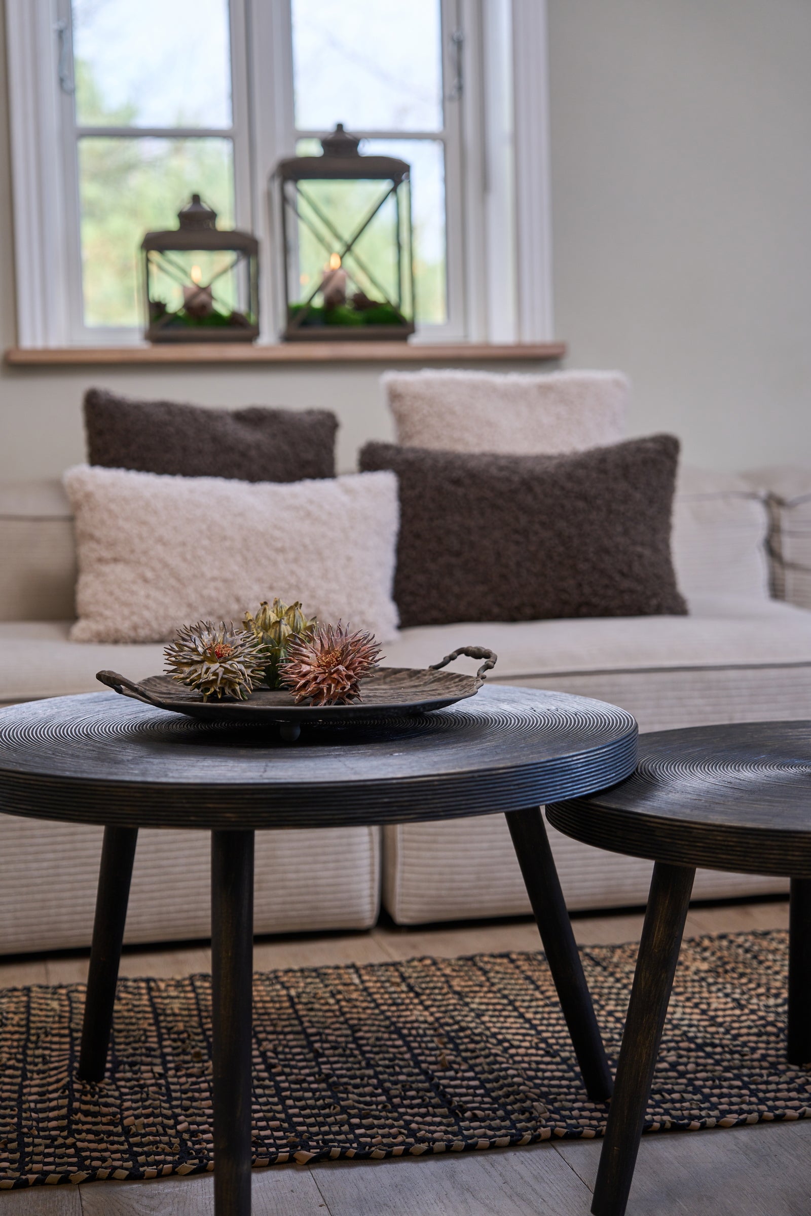 Pude m/fyld, pels brun 50x50cm