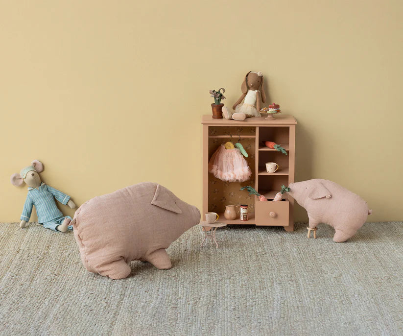Polly pork, Small