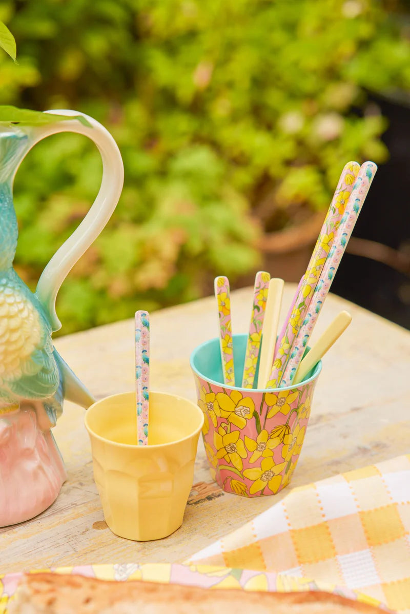 Latteske - Lyserød - Daffodils Print