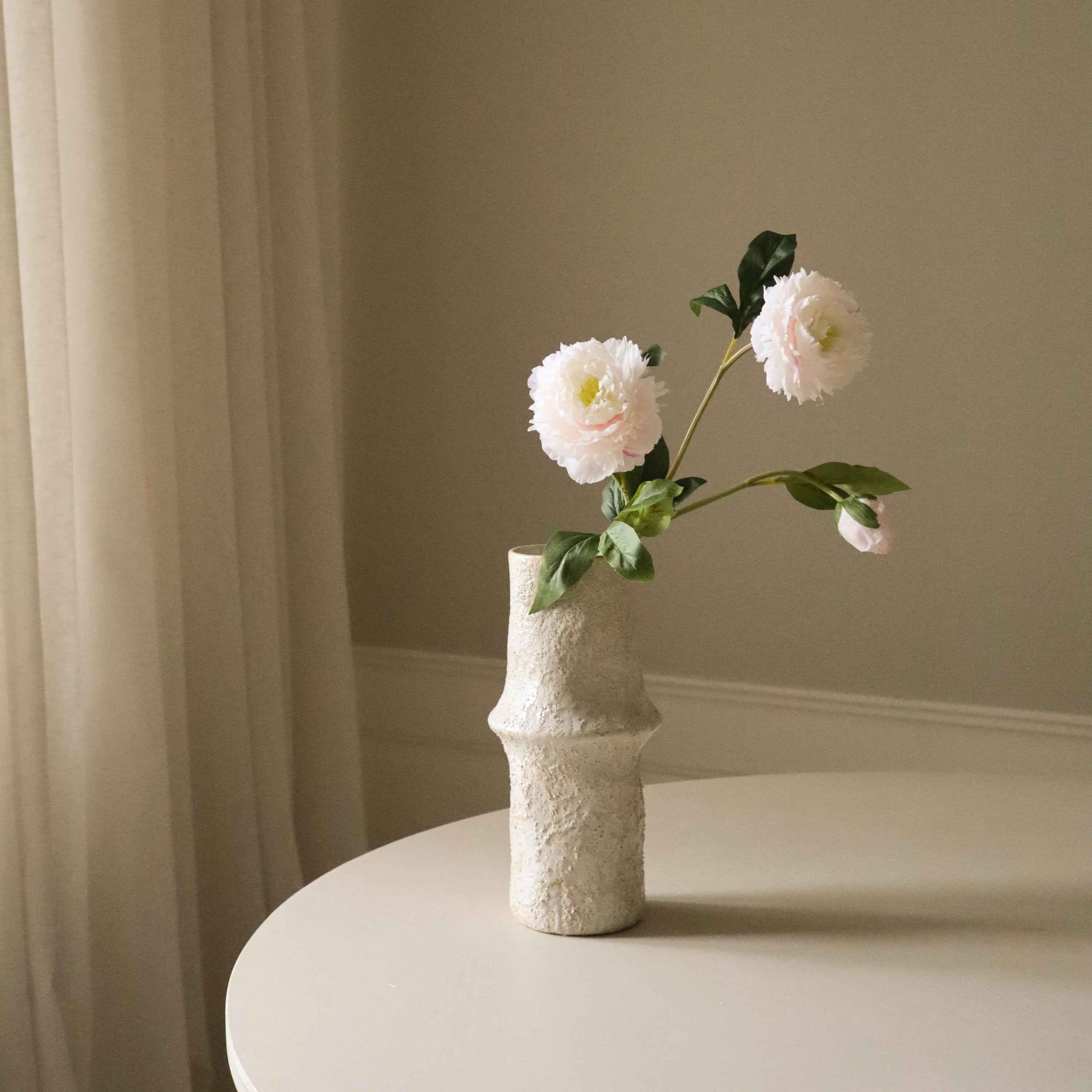Lyserød pæon blomst