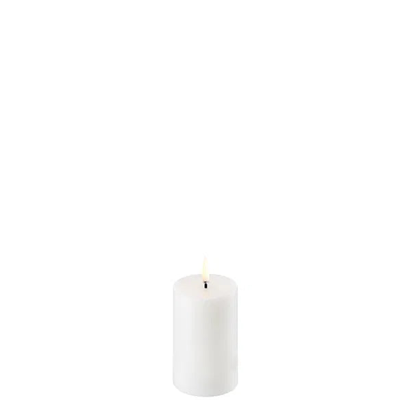 LED pillar candle, Nordic white, Smooth, 5x7,5 cm