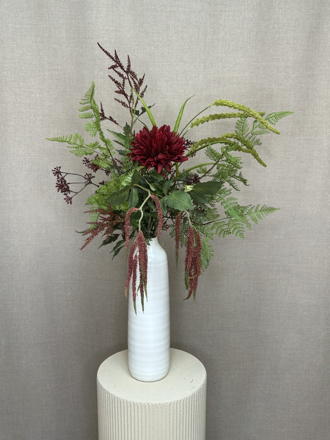 Chrysanthemum bordeaux – 68 cm – inspiration og detaljer