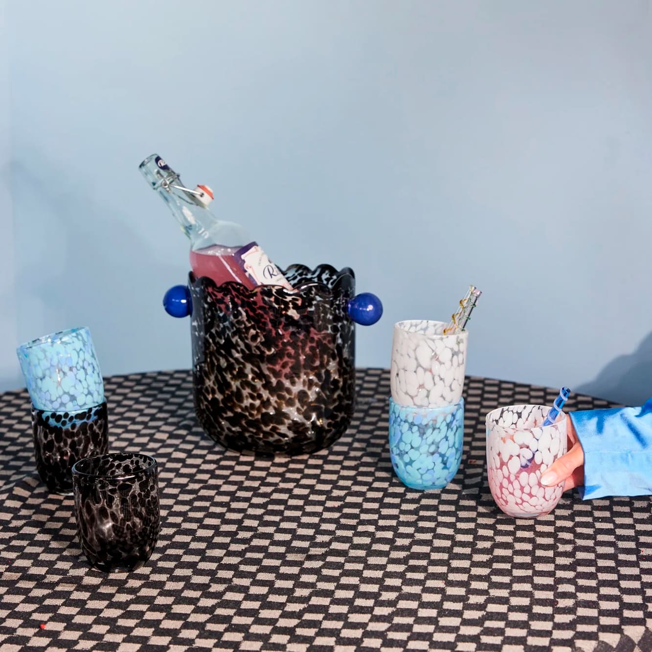 Byon- Glass Messy blue