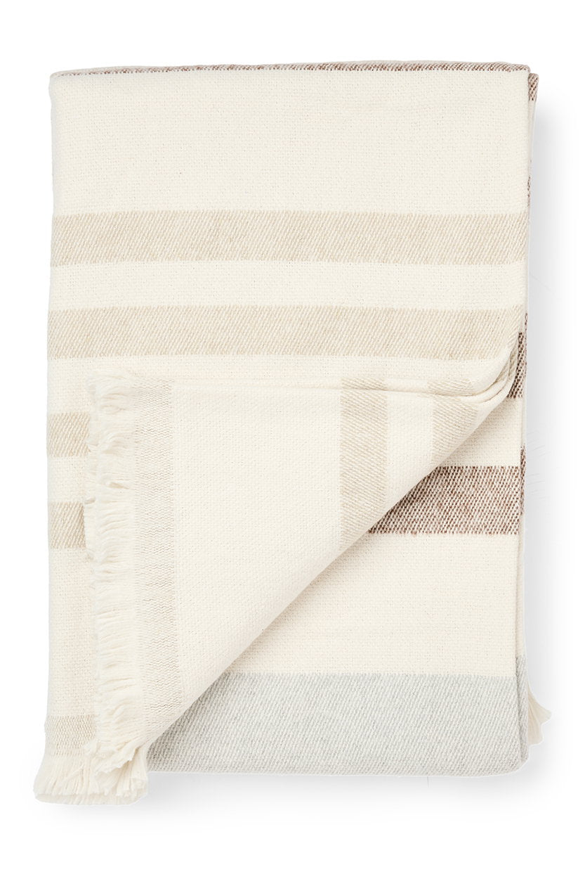 Compliments Serra – Ecru