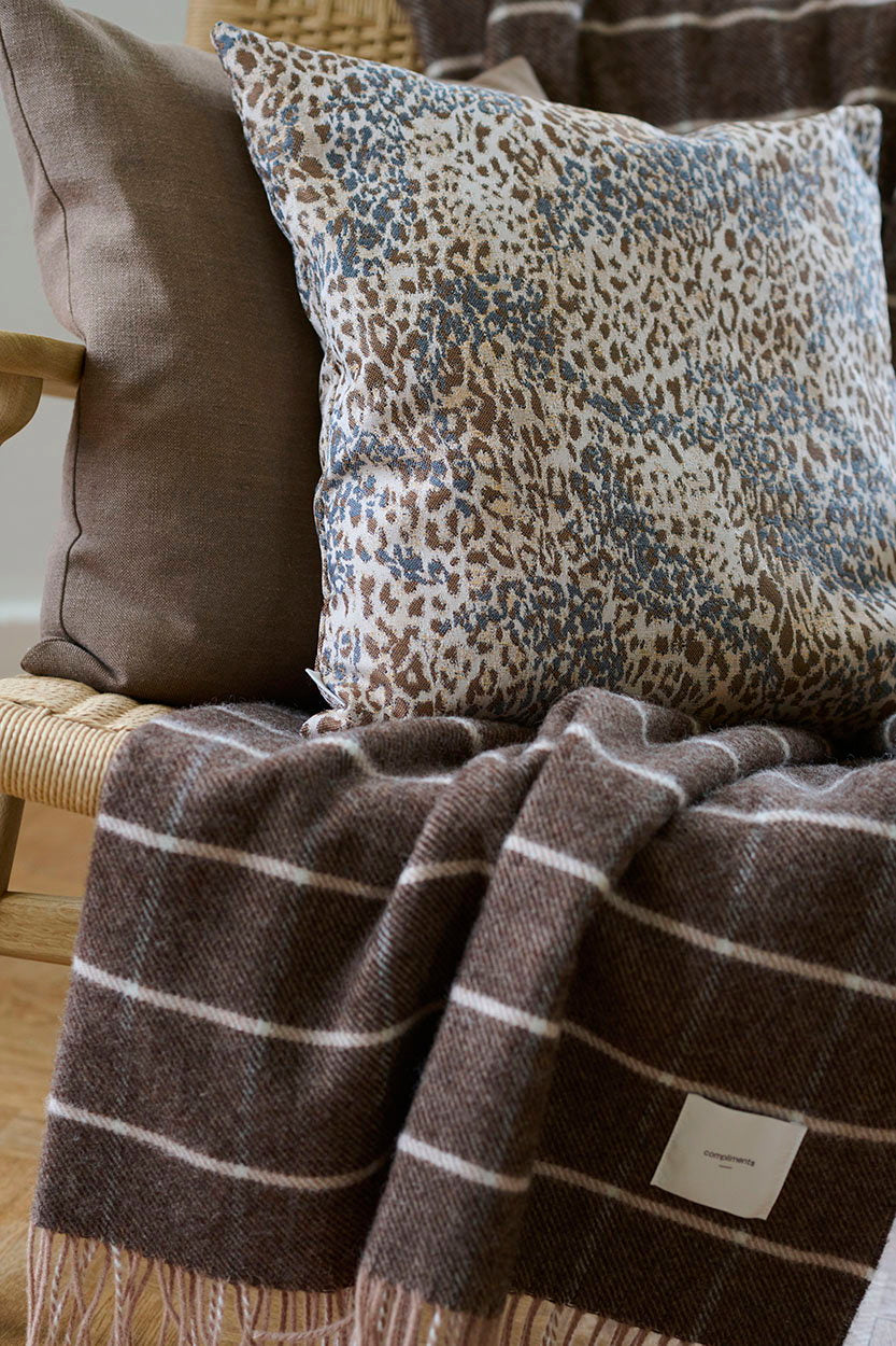 Compliments Leo – Brown
