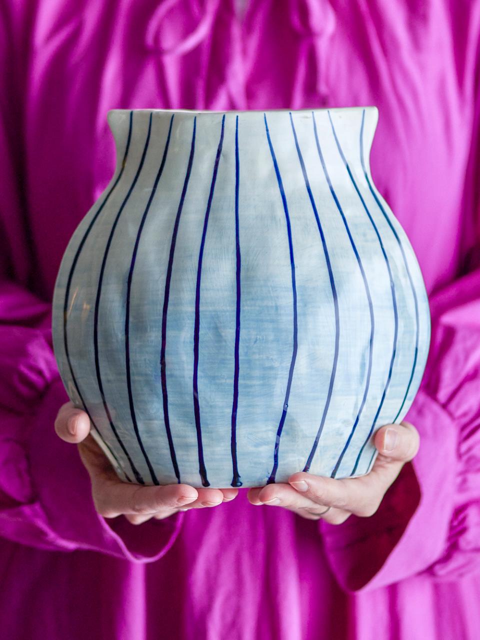 Esra Vase, Blå, Stentøj