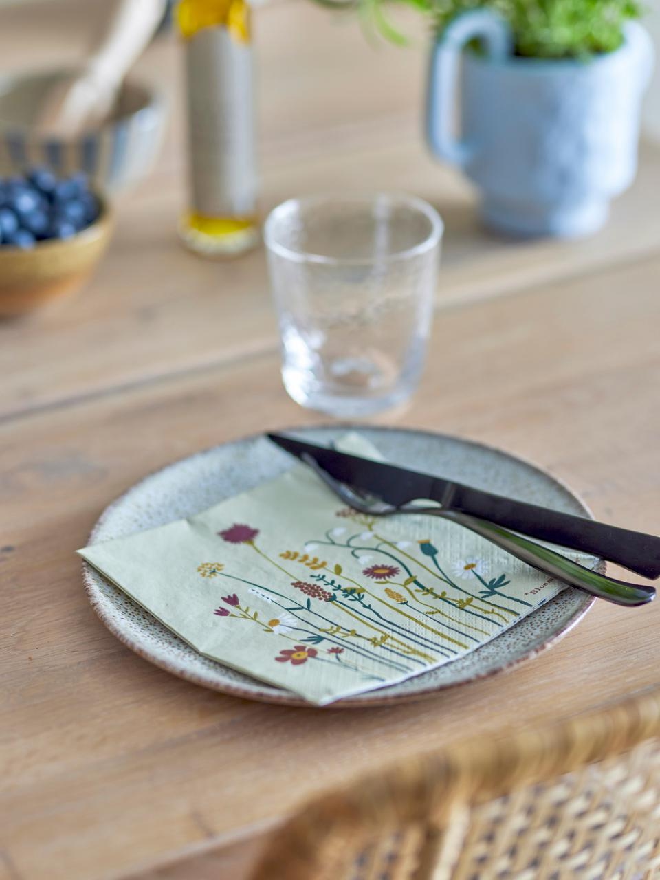 Paige Serviet, Multifarvet