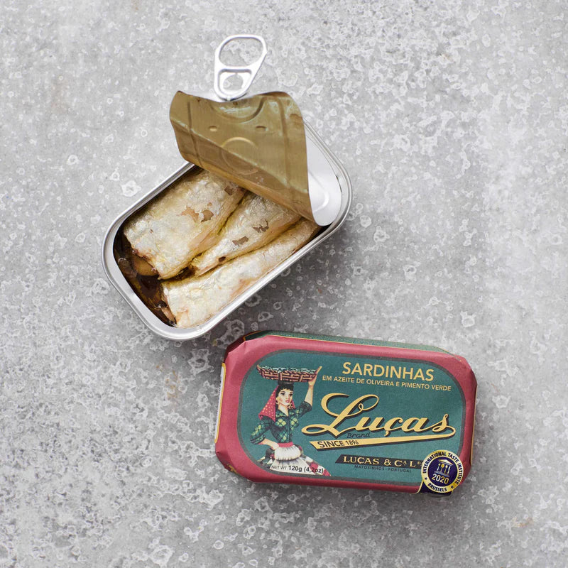 Sardiner med grøn peber og olivenolie