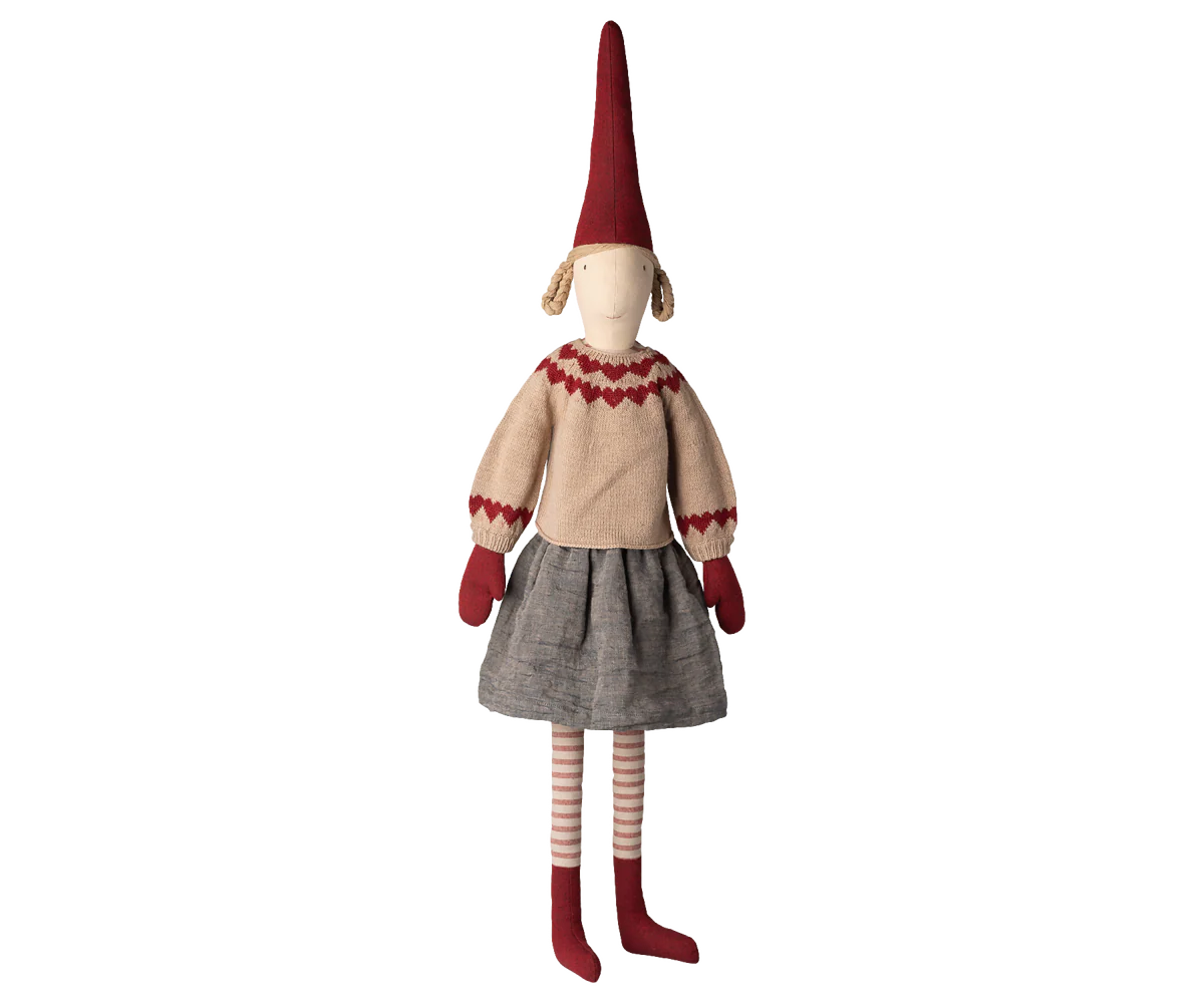 Nisse, str. 6 - Pige - Nederdel og strikket sweater