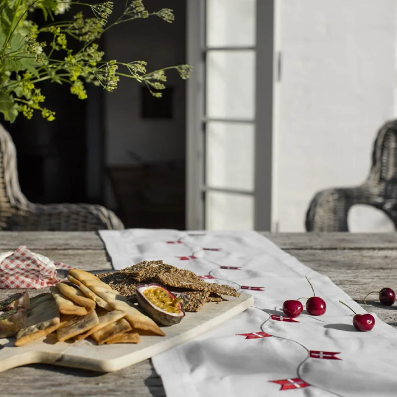 Bordløber med dannebrog