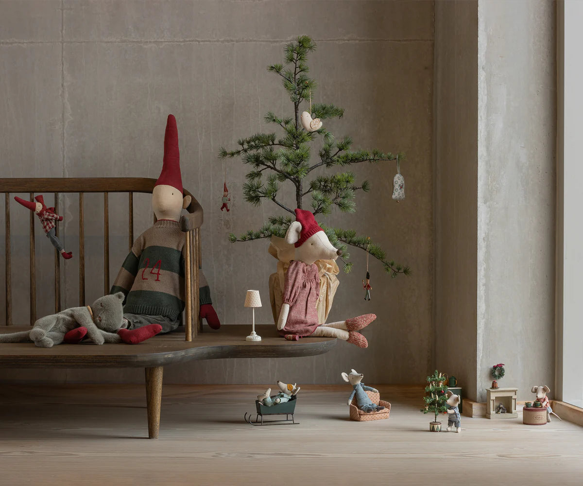 Julemus, Maxi - Pige