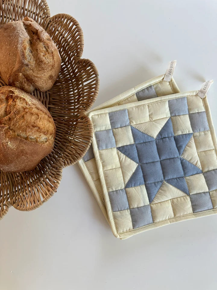 Jou Half Square Triangle grydelapper (2stk)