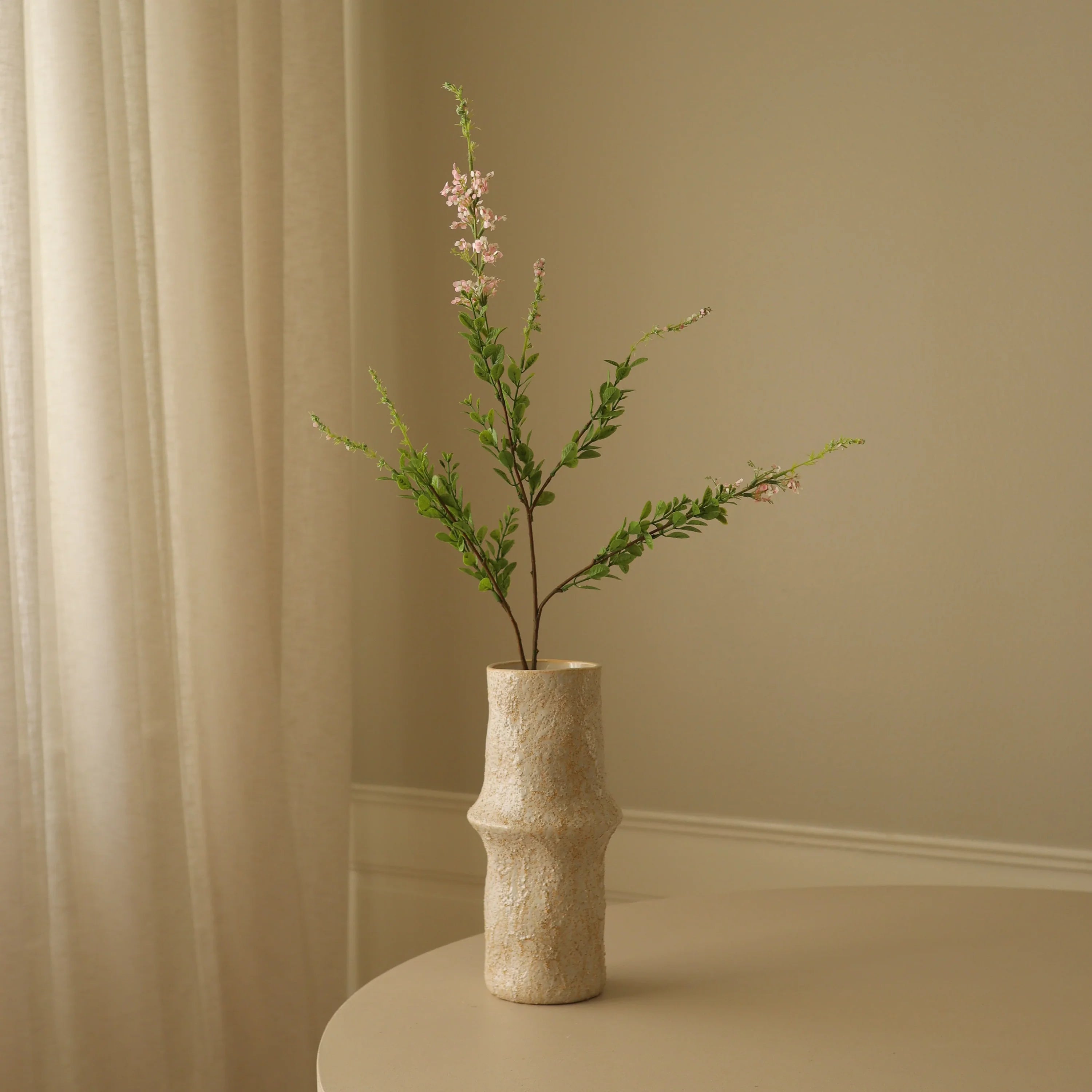 Lyserød vild blomst