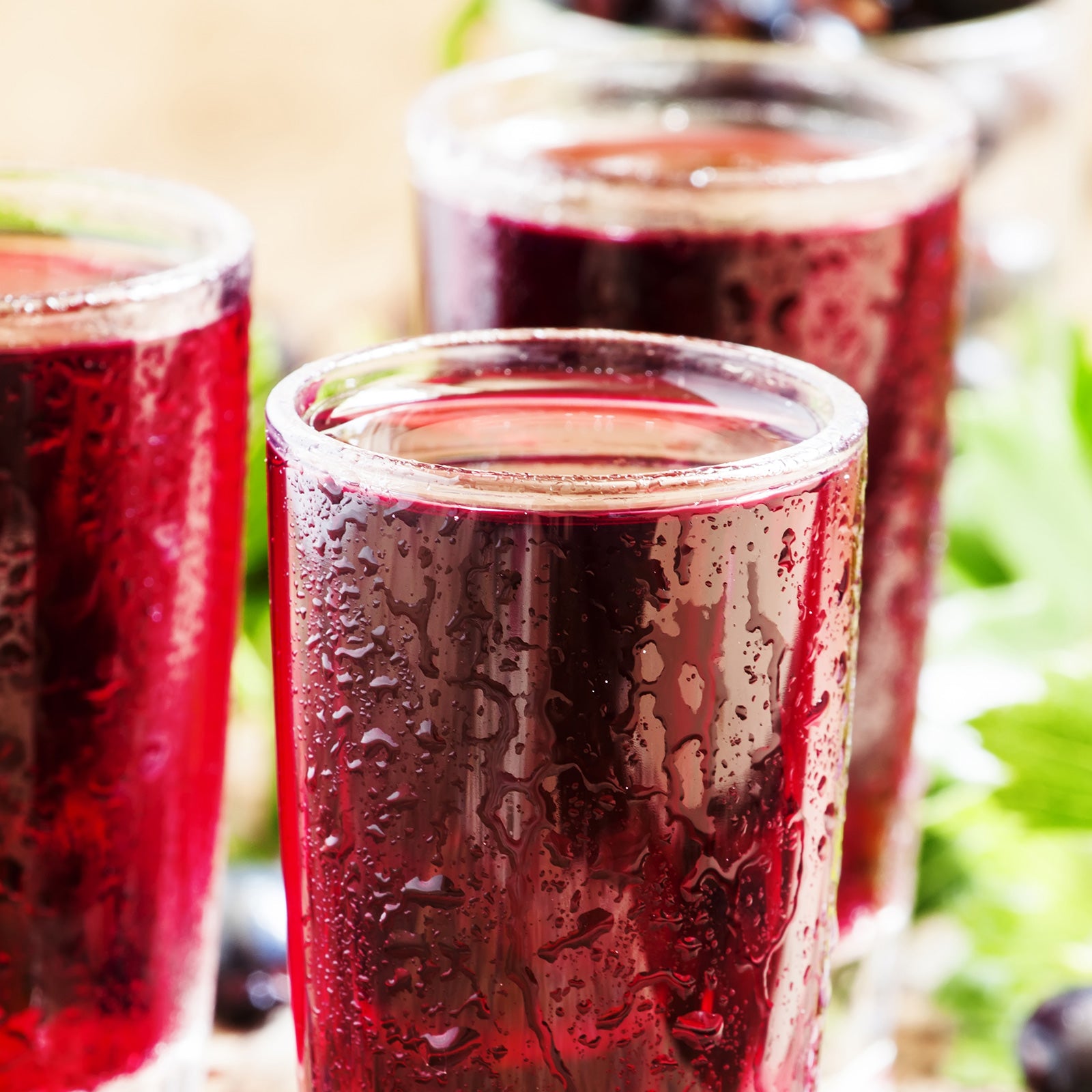 Nisse[Censureret] Solbærlikør