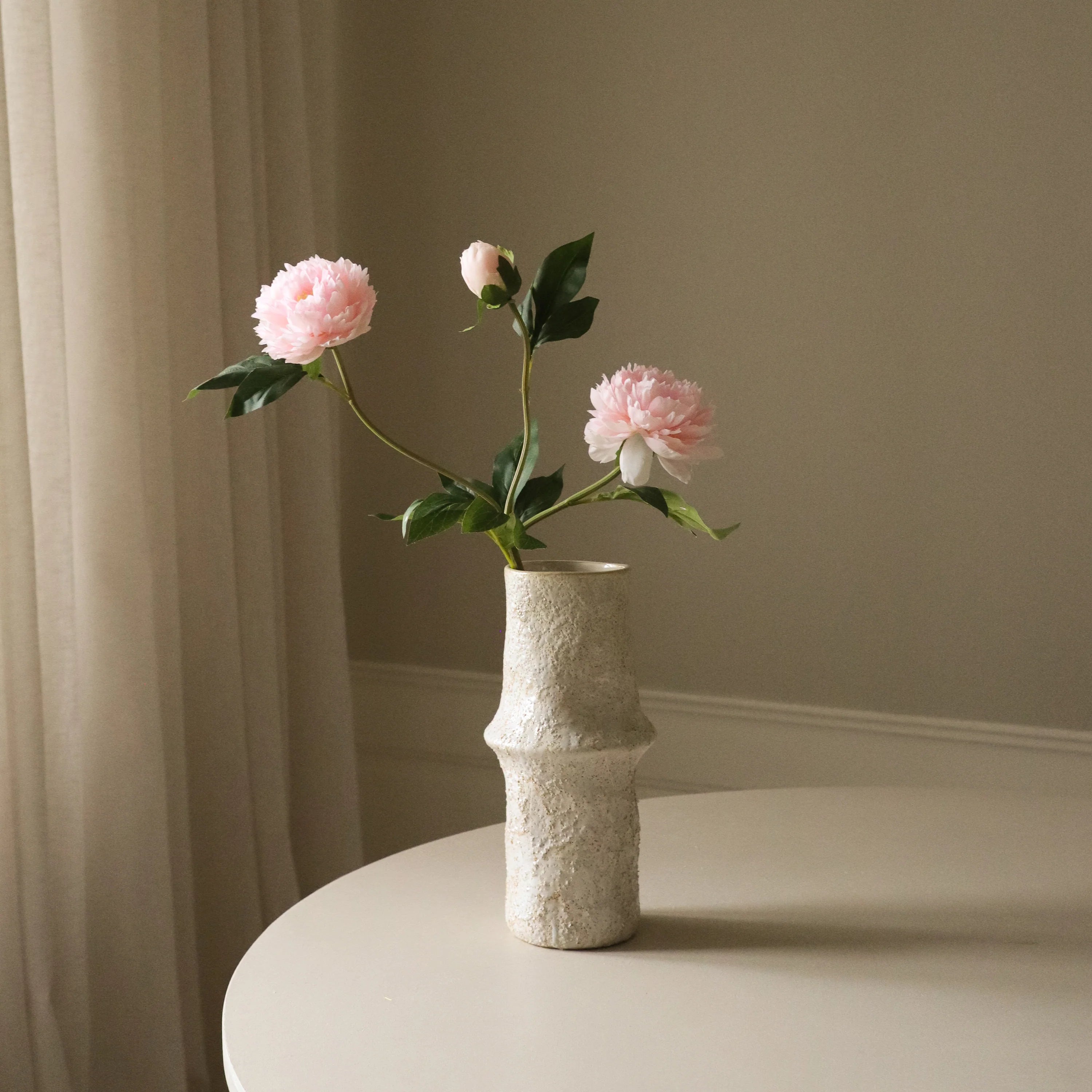 Lyserød pæon blomst