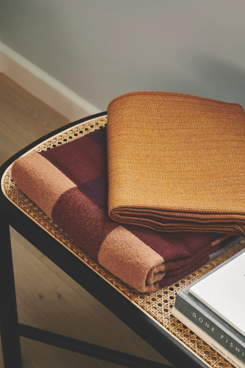 Warm Red Plain Beat 130x190 cm