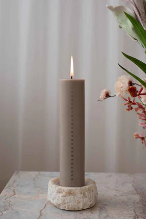 Kalenderlys med 24 øjeblikke af selvforkælelse