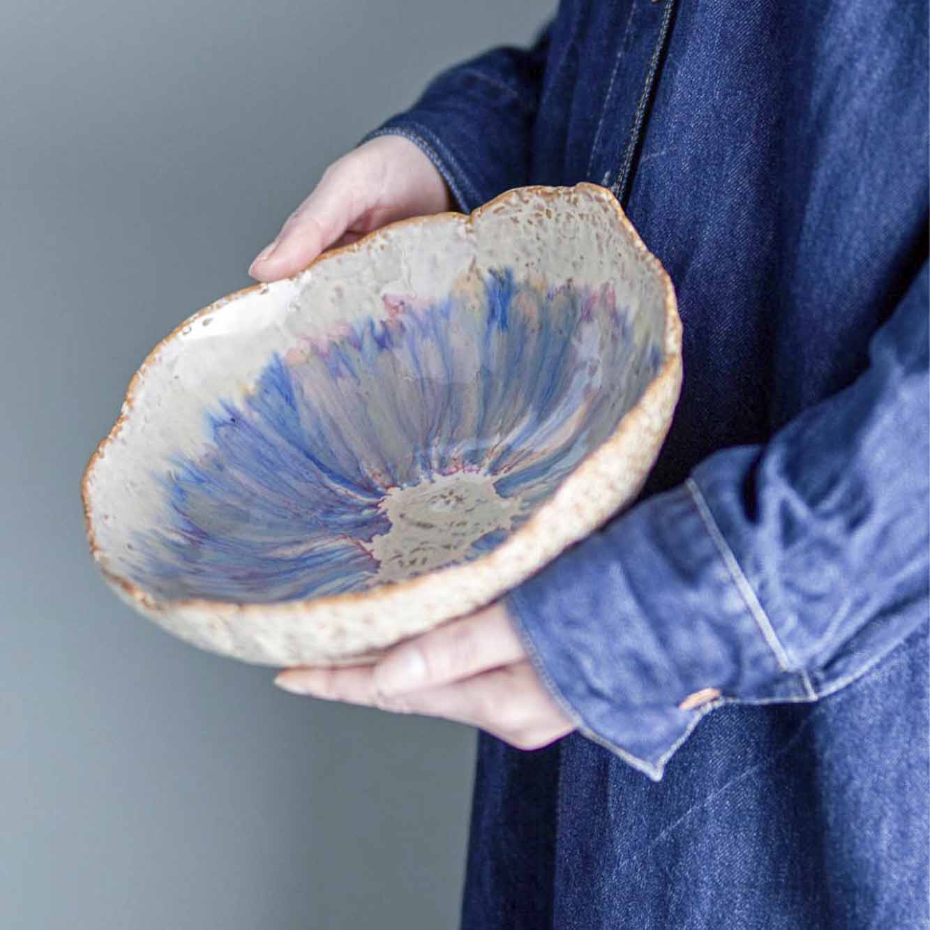 Amalia Skål, Blå, Stentøj