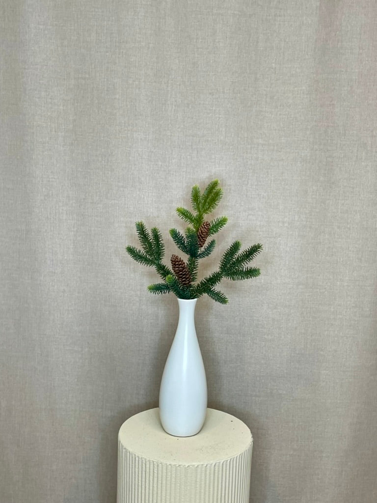 Grangren med kogler – 48 cm – inspiration og detaljer