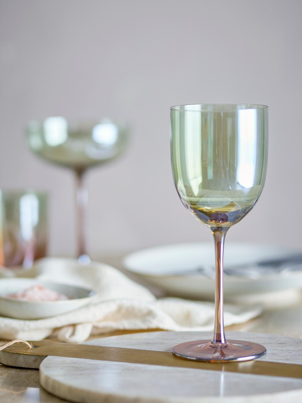 Aston Vinglas, Bronze, Glas