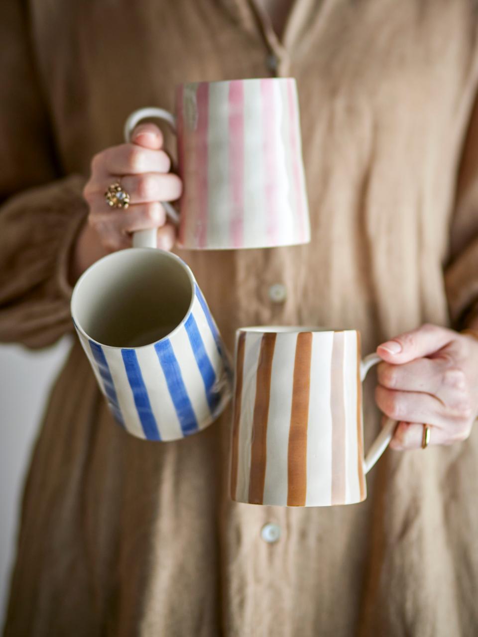 Begonia Krus, Brun, Stentøj