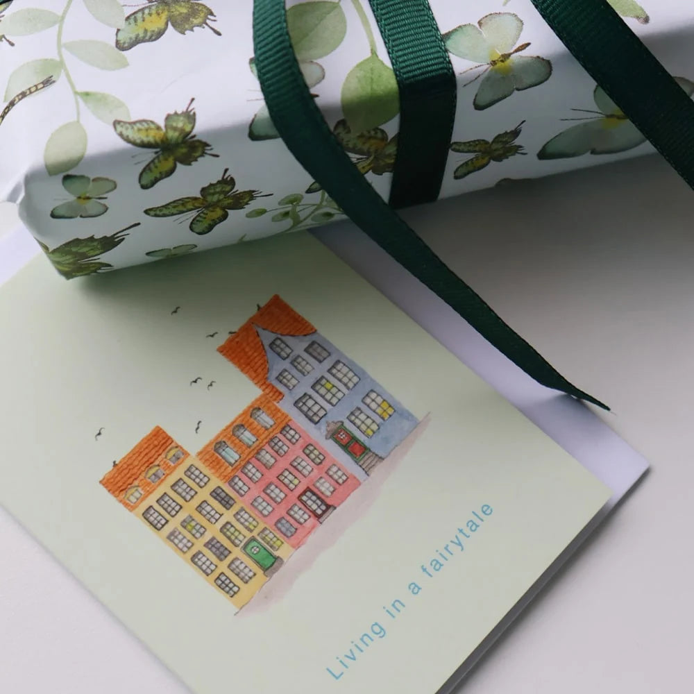 Lille foldet kort, Living In A Fairytale