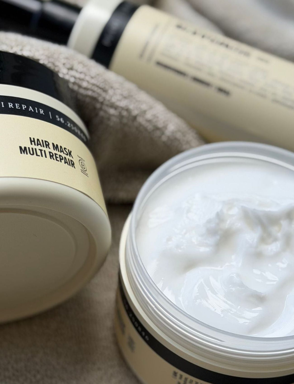 Pearl Hårmaske Multi Repair – Jasmin & Sandeltræ – 200 ml – miljøbillede