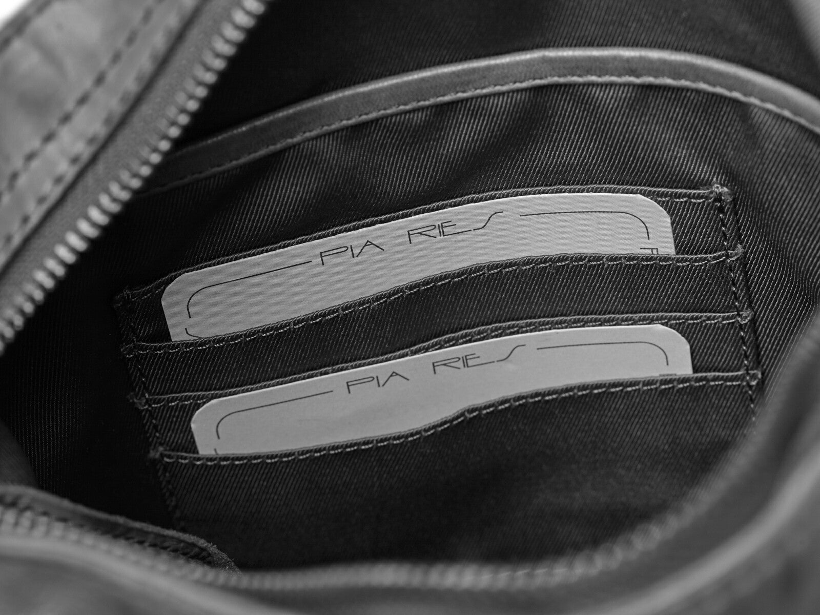 Rummelig crossbody